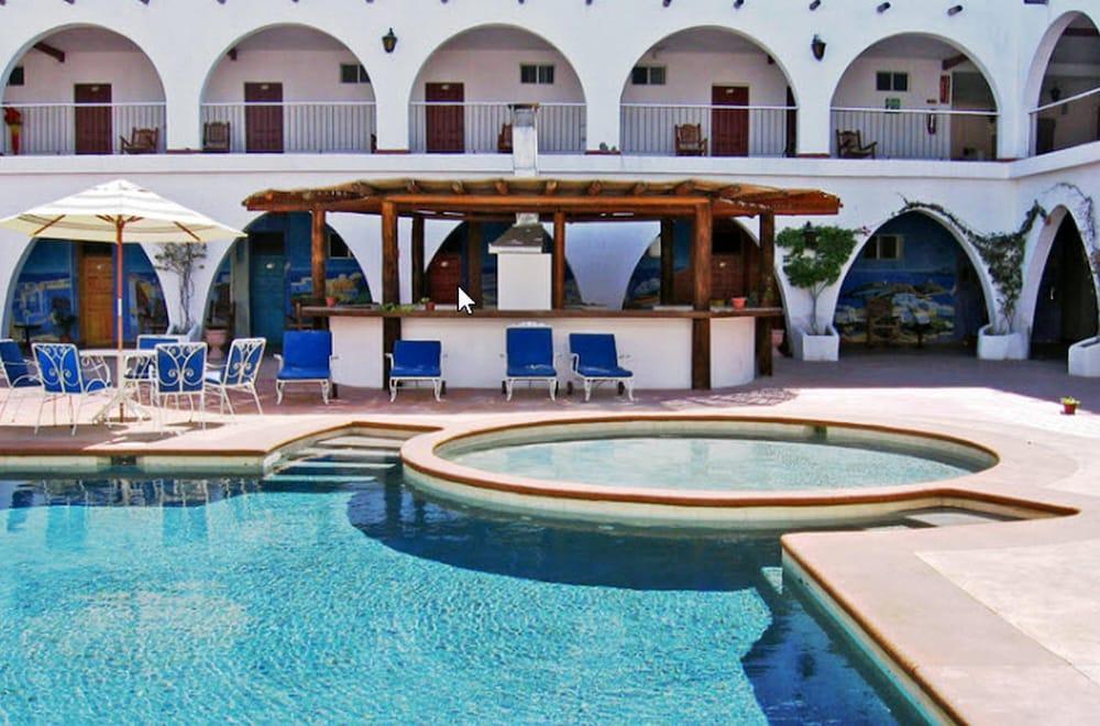 Hacienda Bugambilias Hotel