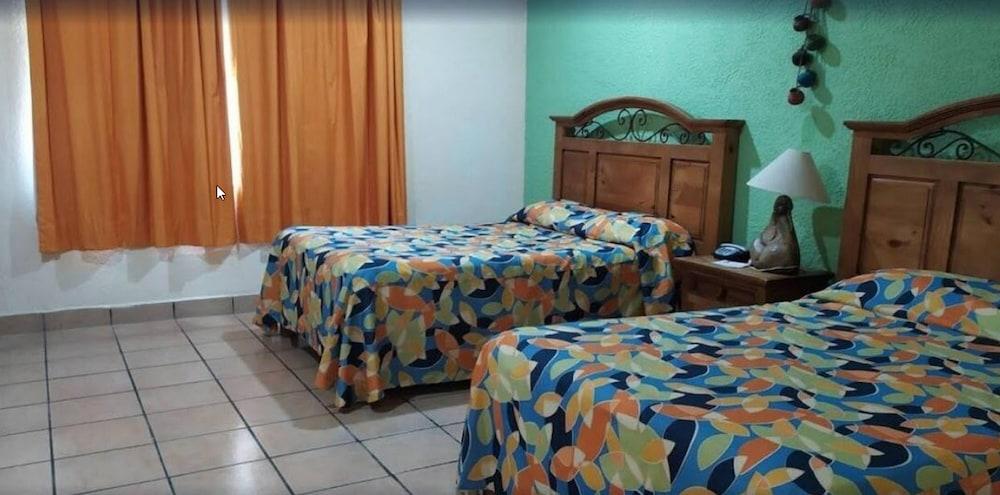 Hacienda Bugambilias Hotel 4*