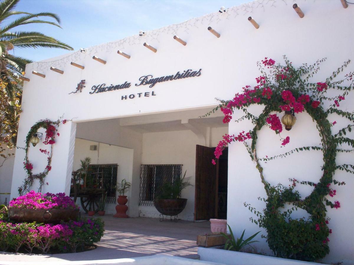Hotel Hacienda Bugambilias